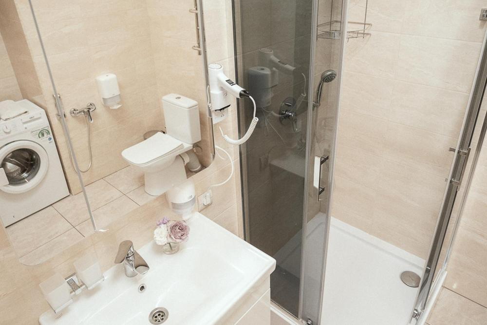 Apartment "Florence" Odessa Buitenkant foto